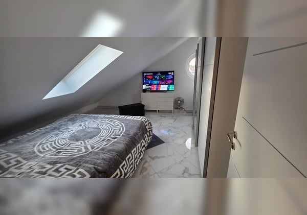 60 m² Spa Suite in Fürth-Vach – interior photo 10
